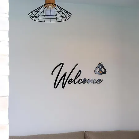 Apartament The Bee